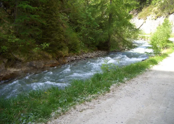 بيت ضيافة Braugasthof Glocknerblick 3*